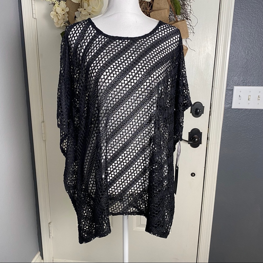 NWT Chico’s Travelers Collection Texture Poncho, Size 2